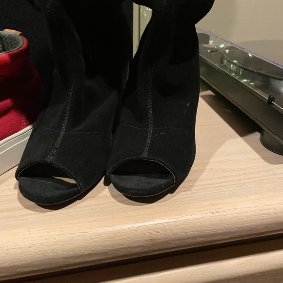 Chinese Laundry Open Toe Booties size 7 - Picture 3 of 3